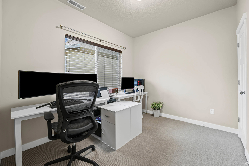 3689 W LILAC HEIGHTS DR South Jordan, UT 84095