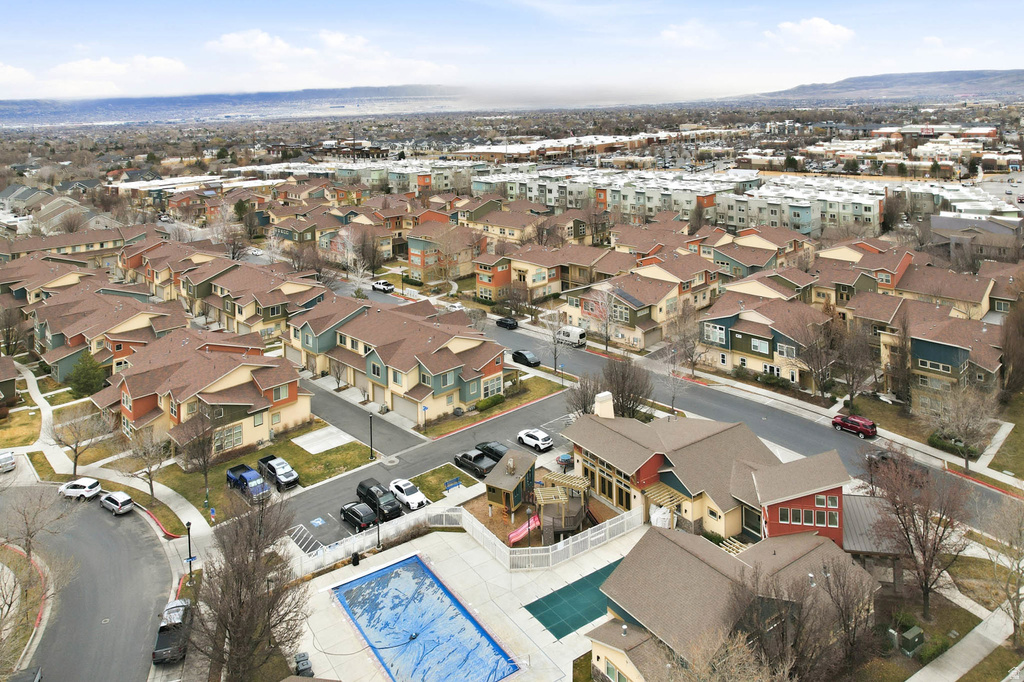 3689 W LILAC HEIGHTS DR South Jordan, UT 84095