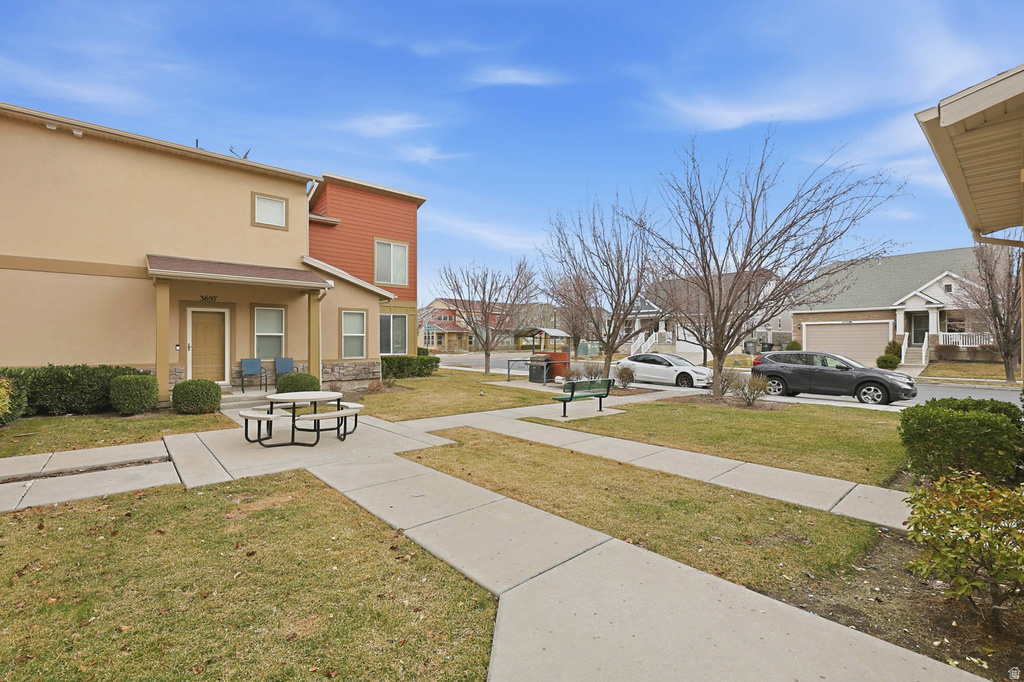 3689 W LILAC HEIGHTS DR South Jordan, UT 84095