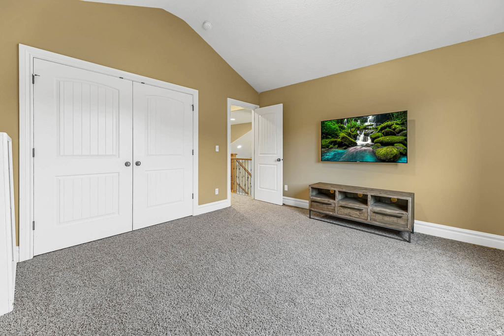 4474 S LILY MEADOWS LN Millcreek, UT 84124