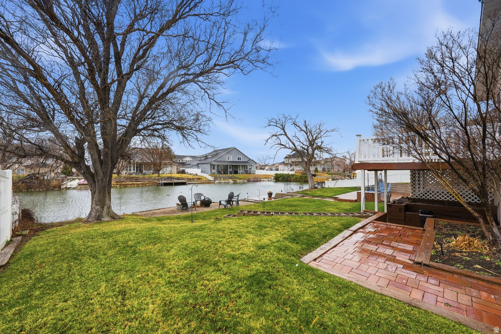 208 N LAKEVIEW Stansbury Park, UT 84074