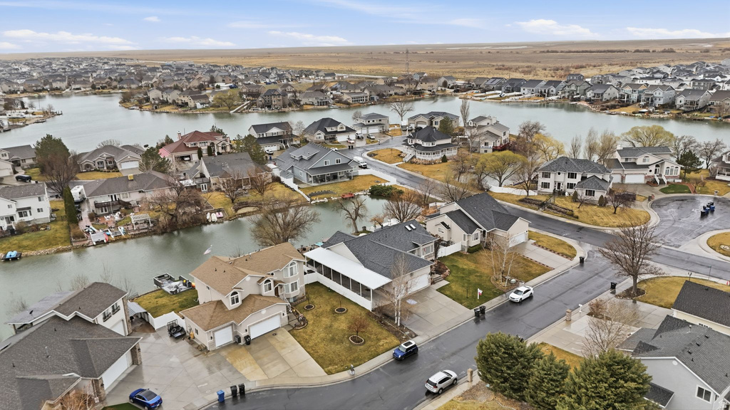208 N LAKEVIEW Stansbury Park, UT 84074