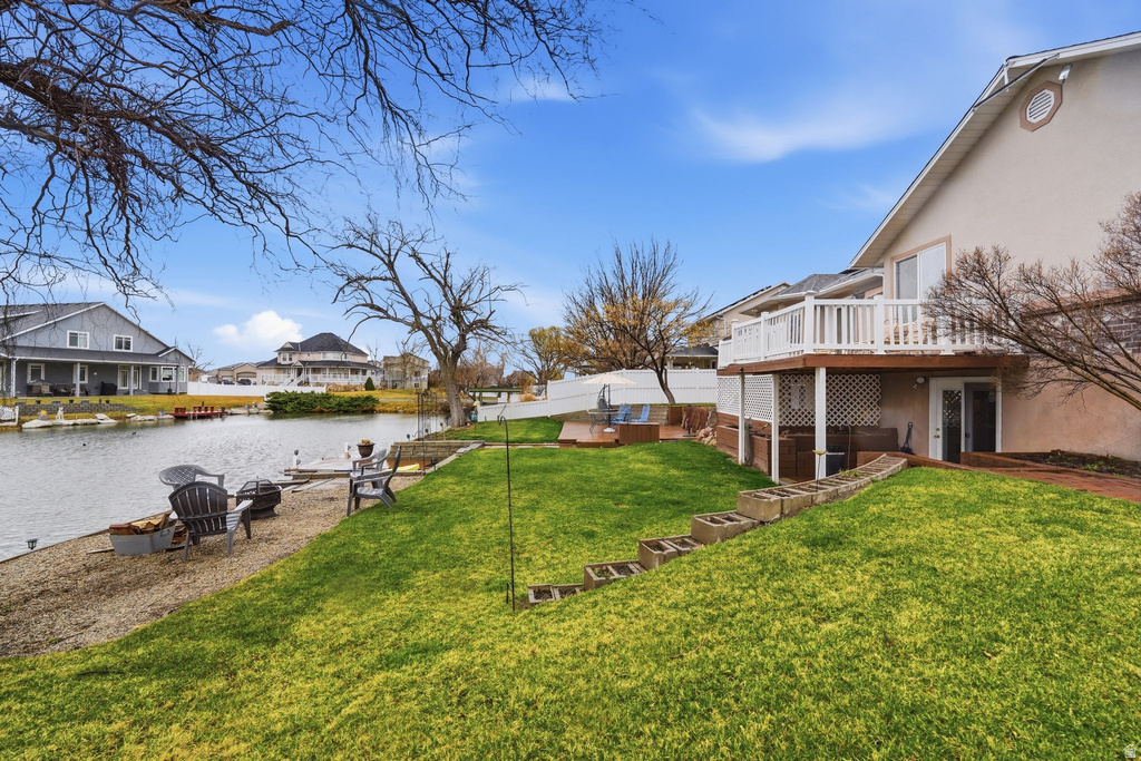 208 N LAKEVIEW Stansbury Park, UT 84074