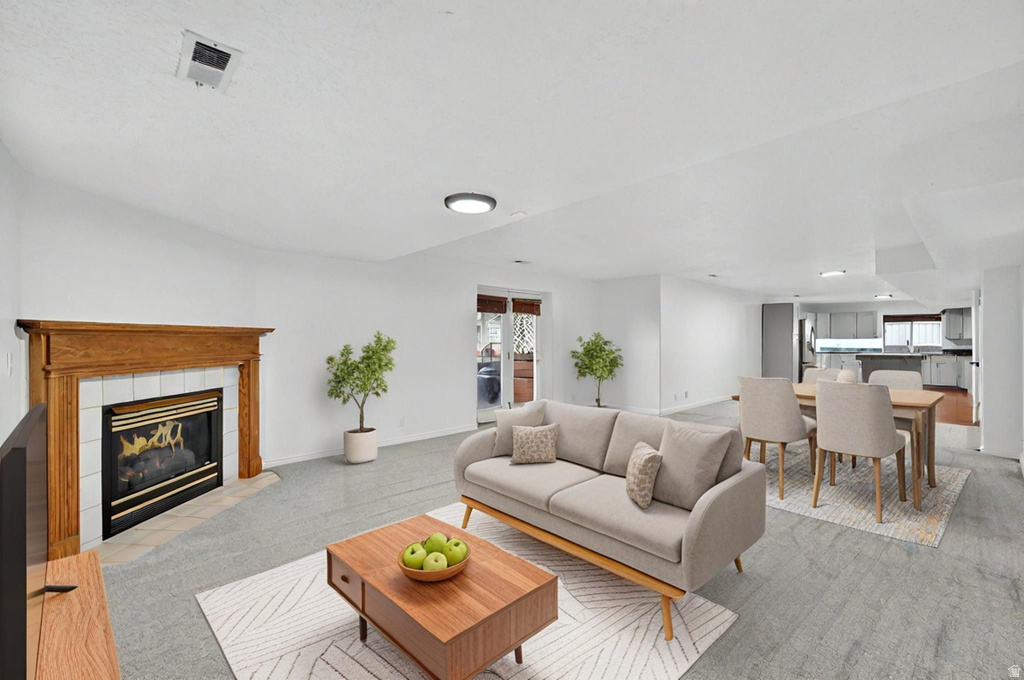 208 N LAKEVIEW Stansbury Park, UT 84074