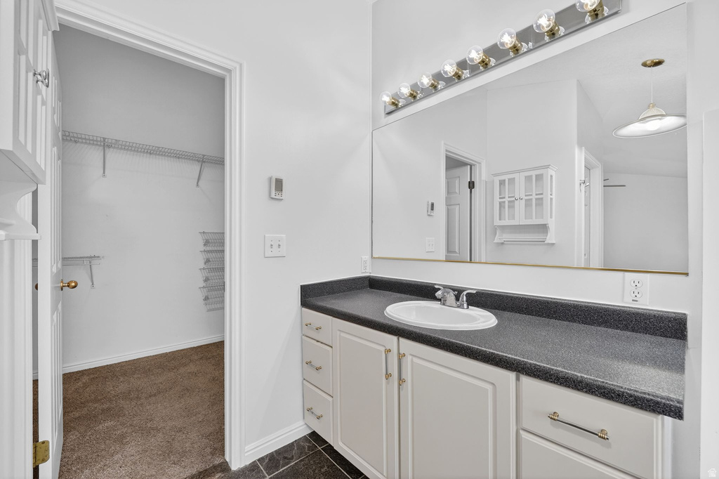 208 N LAKEVIEW Stansbury Park, UT 84074