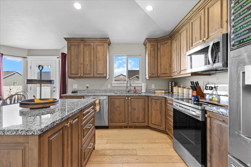 237 S JODI LN Grantsville, UT 84029