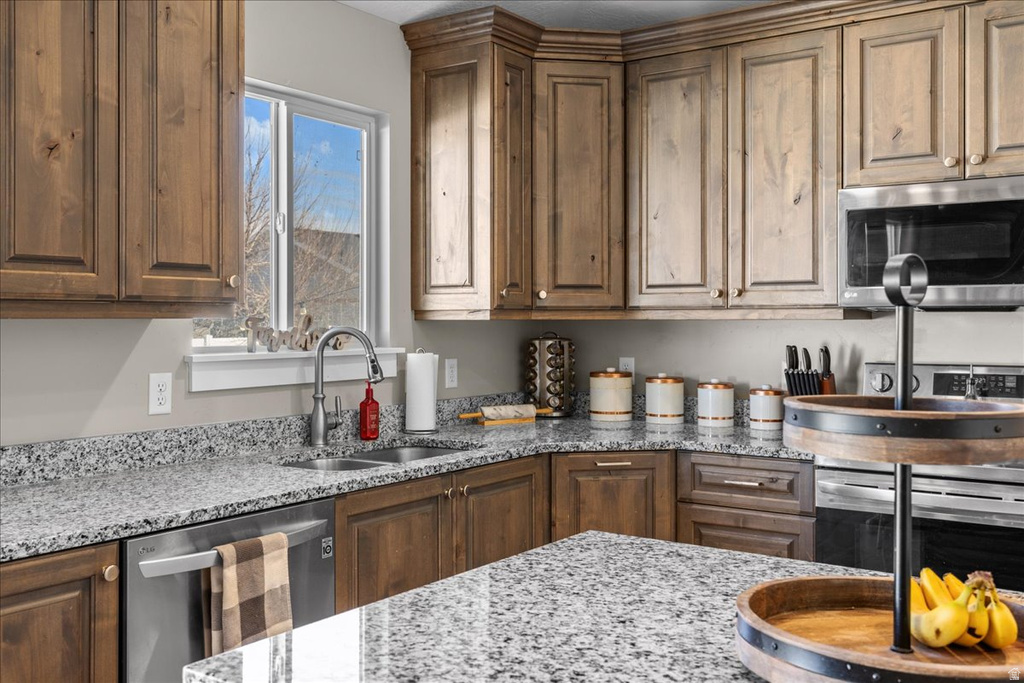 237 S JODI LN Grantsville, UT 84029