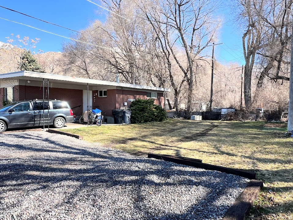 373 S 800 E Springville, UT 84663