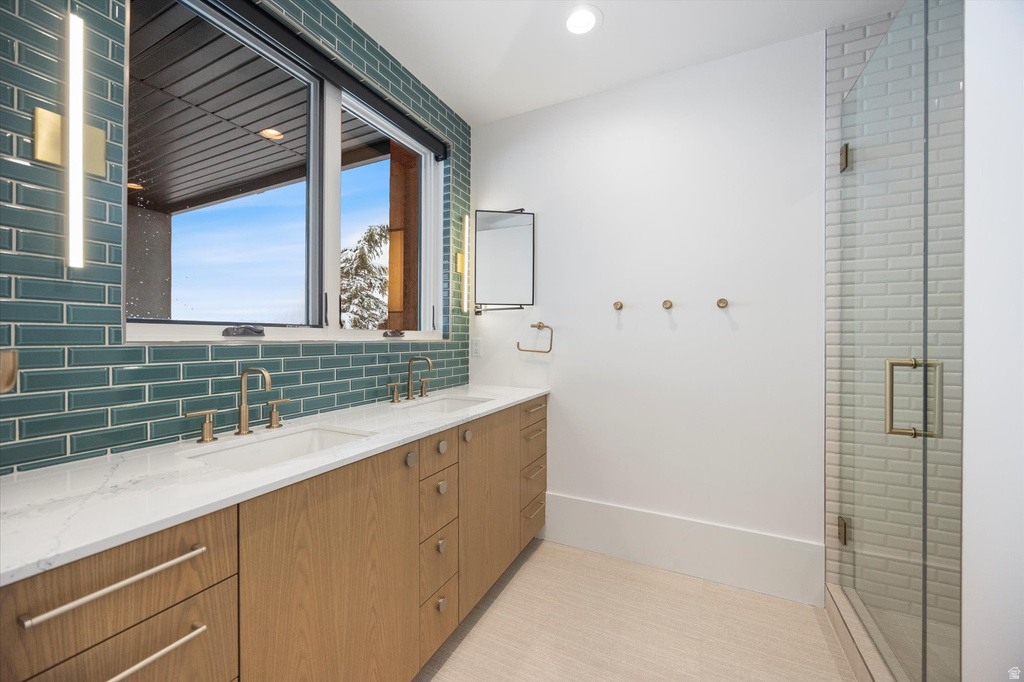 9 WINDSONG Sandy, UT 84092