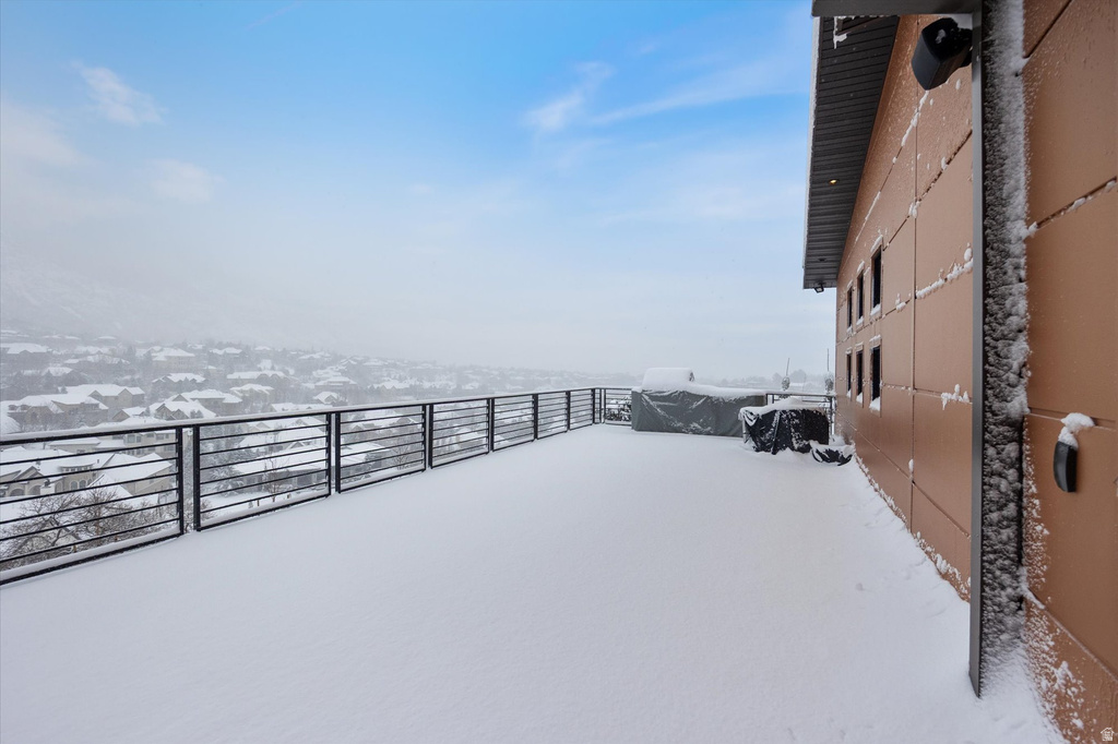 9 WINDSONG Sandy, UT 84092