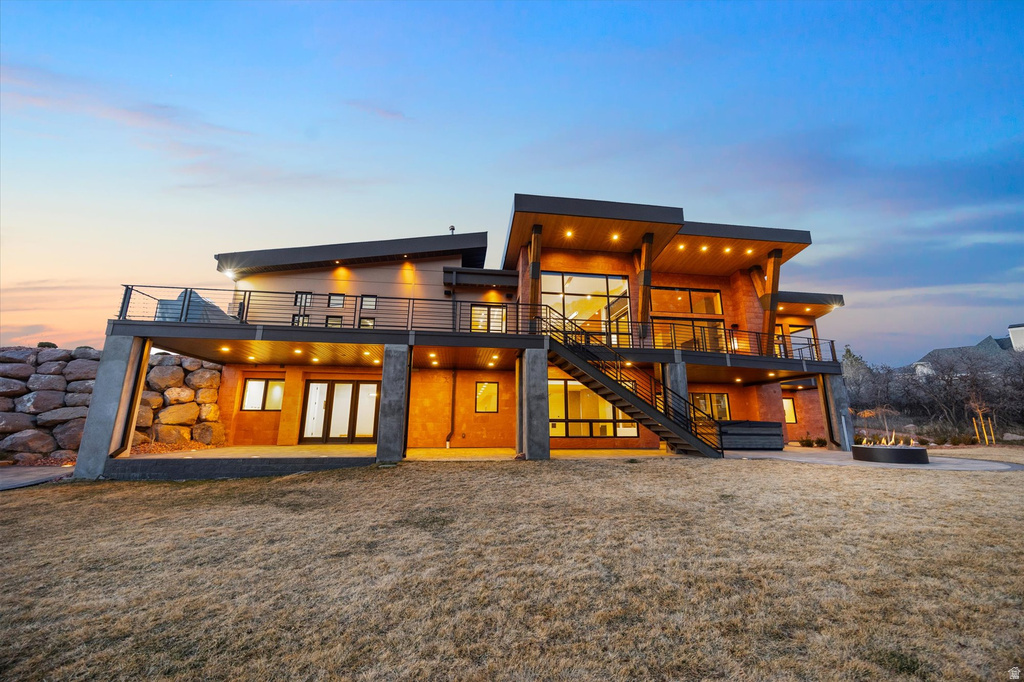 9 WINDSONG Sandy, UT 84092