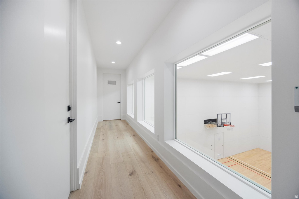 9 WINDSONG Sandy, UT 84092