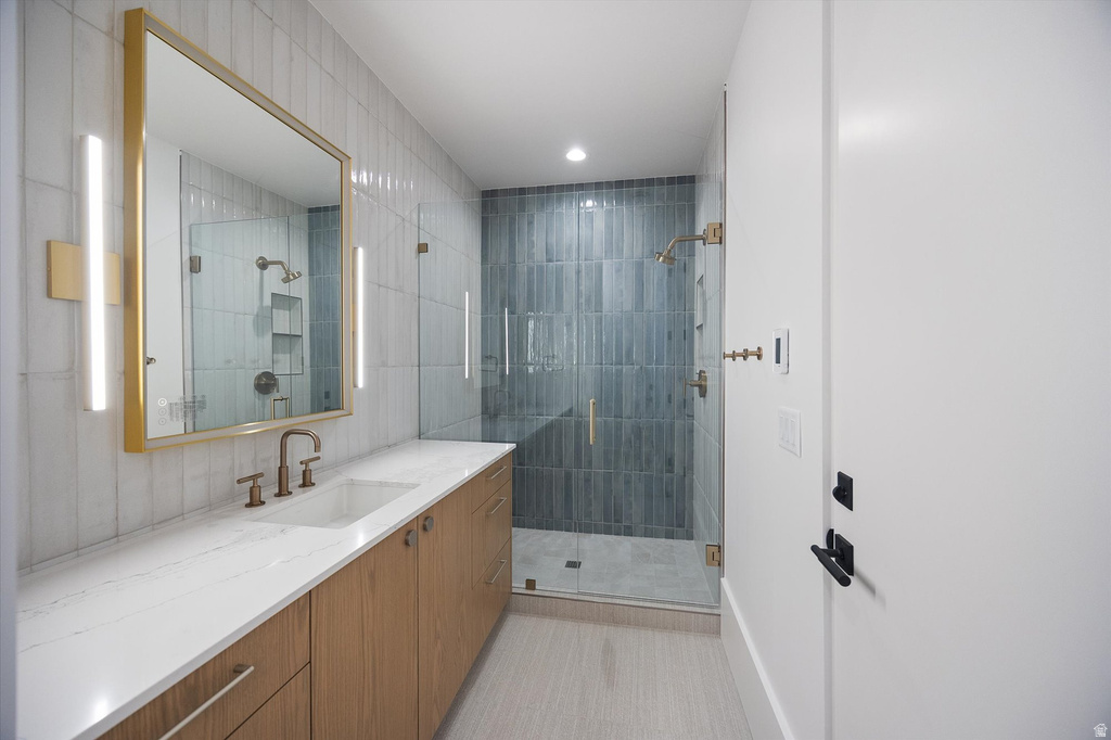 9 WINDSONG Sandy, UT 84092