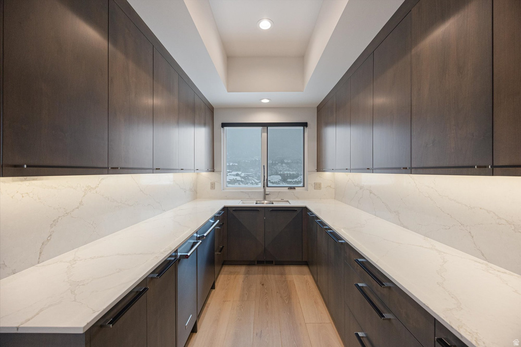 9 WINDSONG Sandy, UT 84092