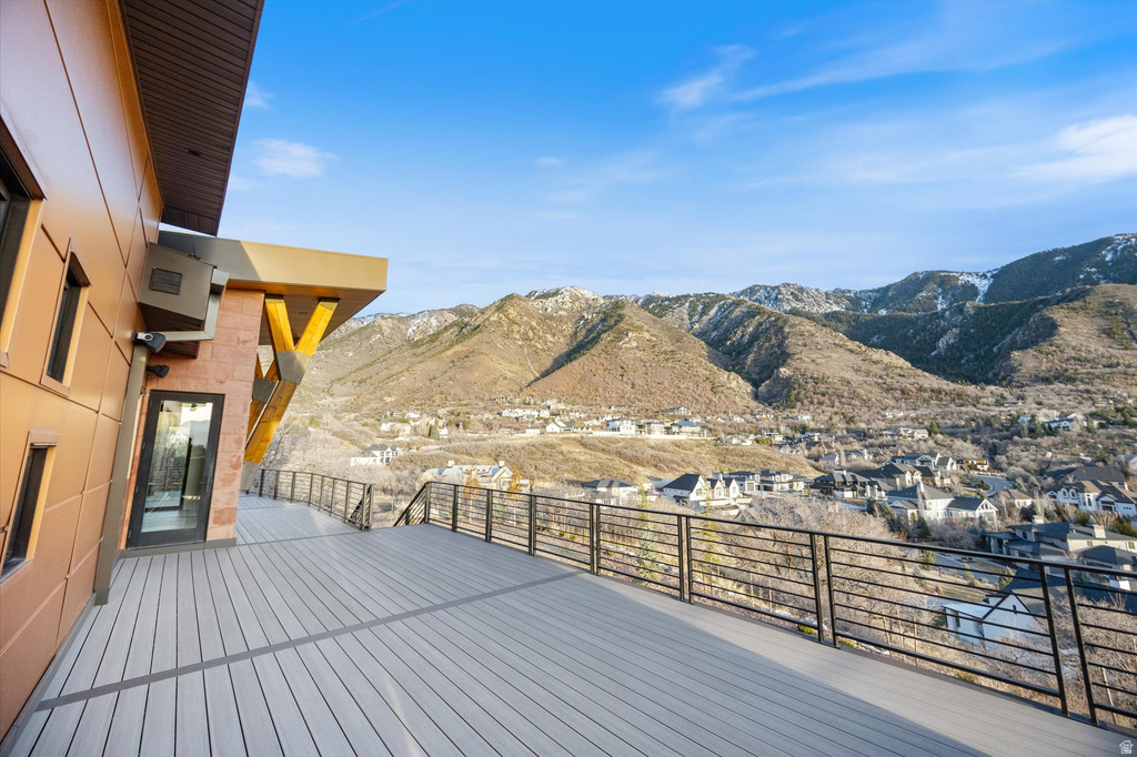 9 WINDSONG Sandy, UT 84092