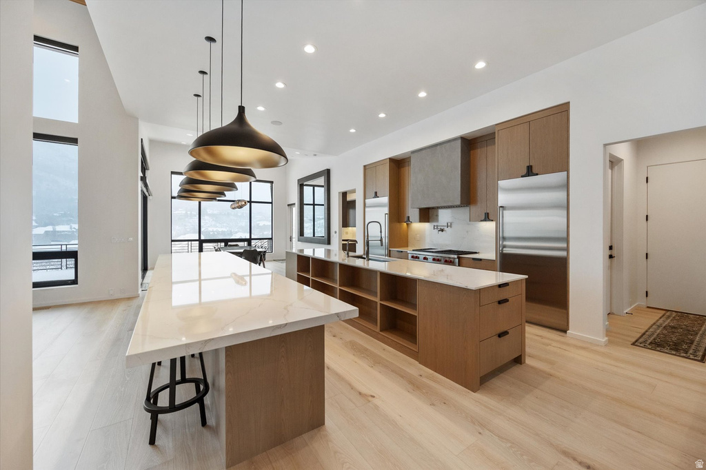 9 WINDSONG Sandy, UT 84092