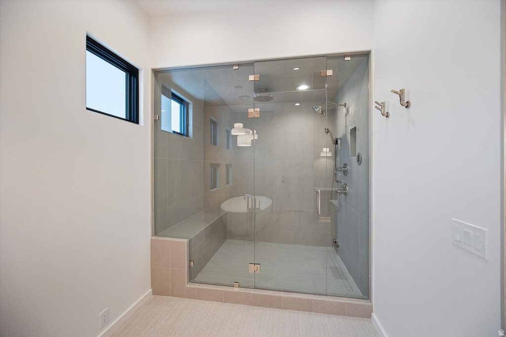 9 WINDSONG Sandy, UT 84092