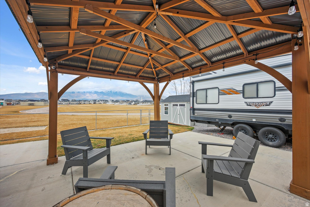 6151 N DAVIS KNOLLS DR Eagle Mountain, UT 84005