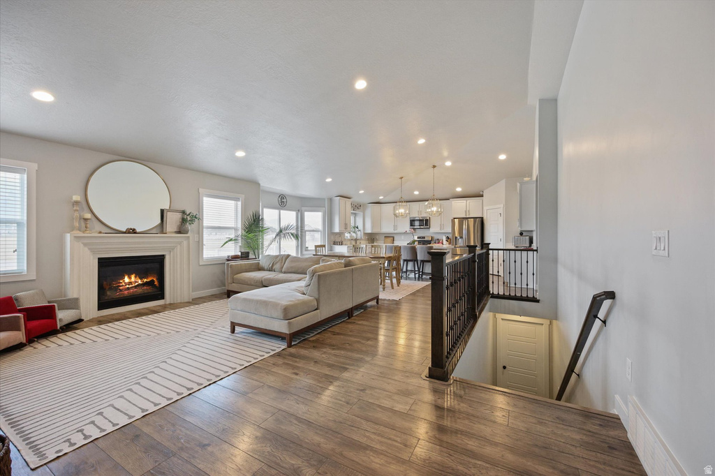 6151 N DAVIS KNOLLS DR Eagle Mountain, UT 84005