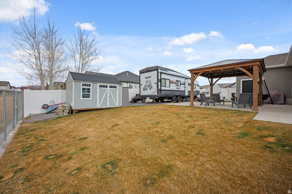 6151 N DAVIS KNOLLS DR Eagle Mountain, UT 84005