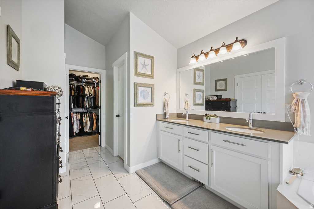 6151 N DAVIS KNOLLS DR Eagle Mountain, UT 84005