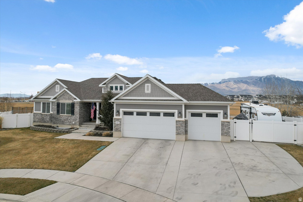 6151 N DAVIS KNOLLS DR Eagle Mountain, UT 84005