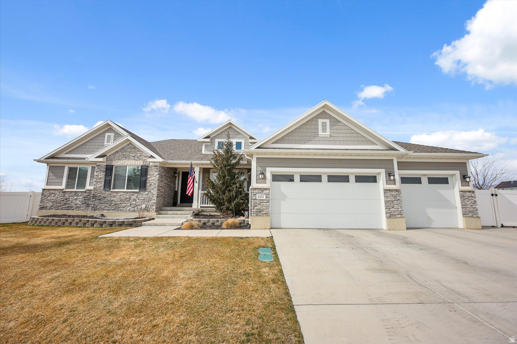 6151 N DAVIS KNOLLS DR Eagle Mountain, UT 84005