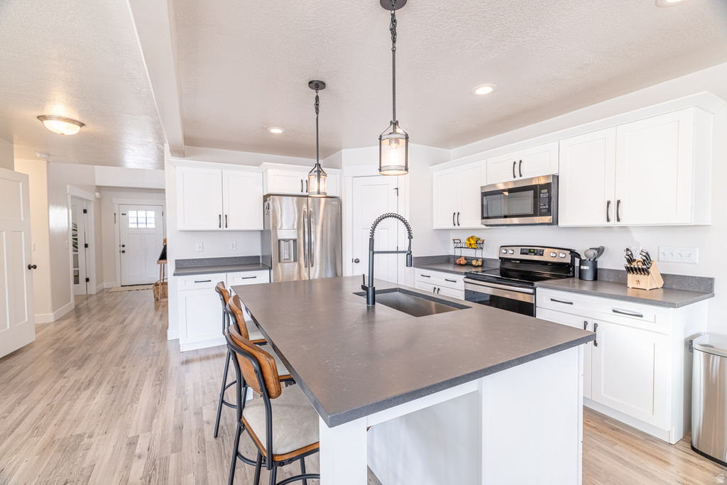 6757 W DRY PEAK DR Herriman, UT 84096