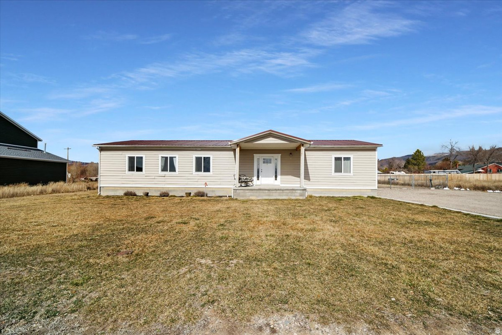 160 W 300 S Fairview, UT 84629
