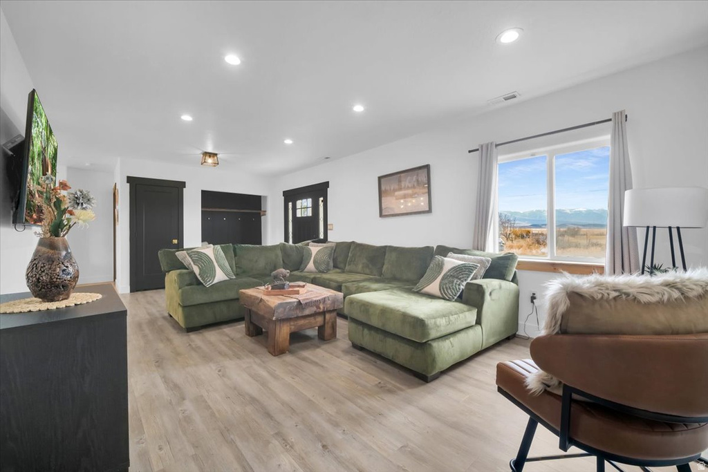 160 W 300 S Fairview, UT 84629