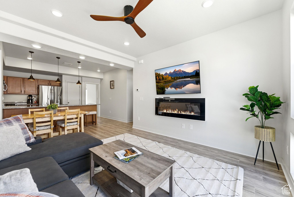 1386 VILLAGE GREEN TRL Park City, UT 84098