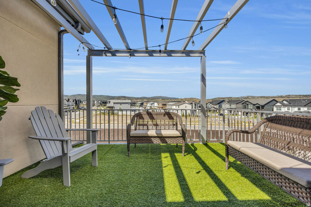 1386 VILLAGE GREEN TRL Park City, UT 84098