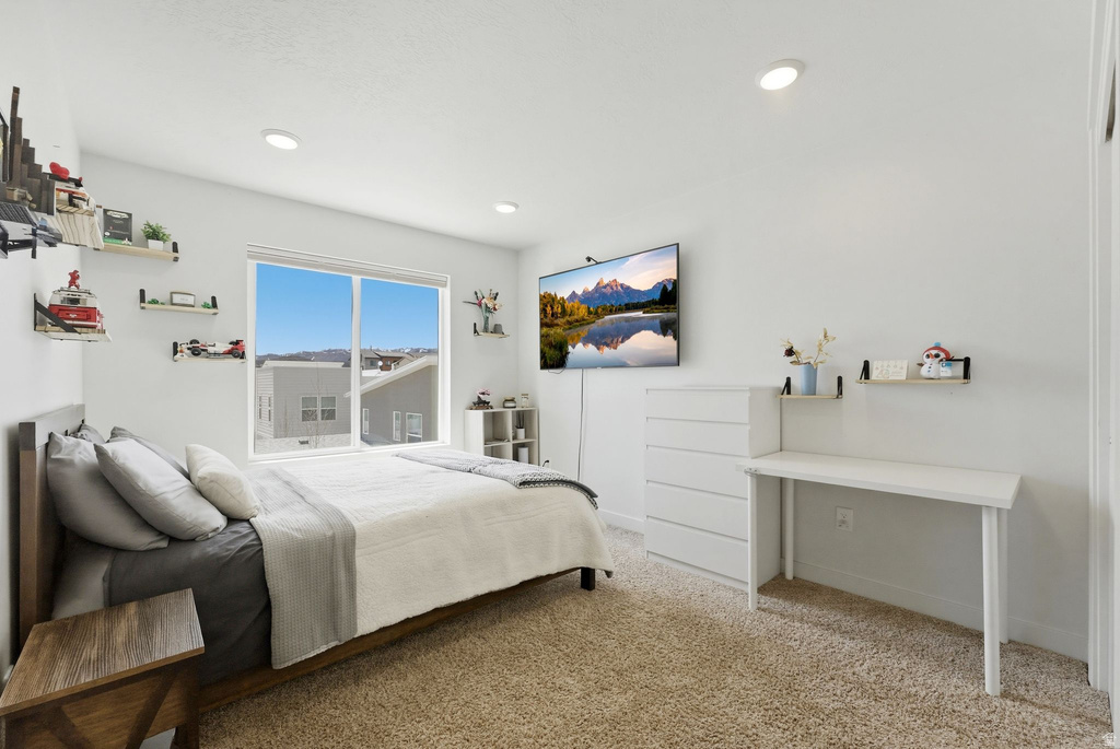 1386 VILLAGE GREEN TRL Park City, UT 84098