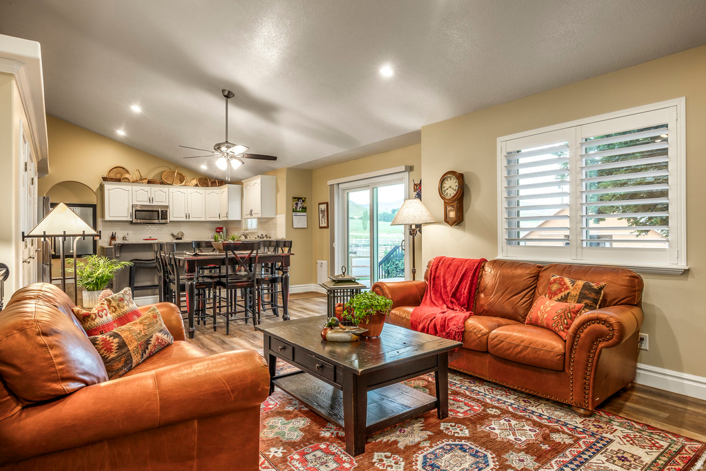 248 E 9300 S Paradise, UT 84328