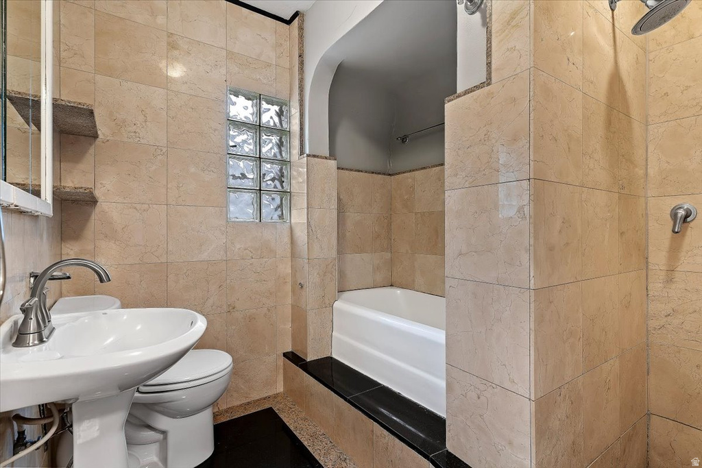 2805 S POLK Ogden, UT 84403