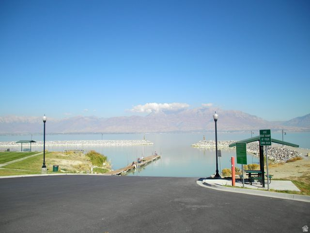 58 W BERMUDA DR Saratoga Springs, UT 84045