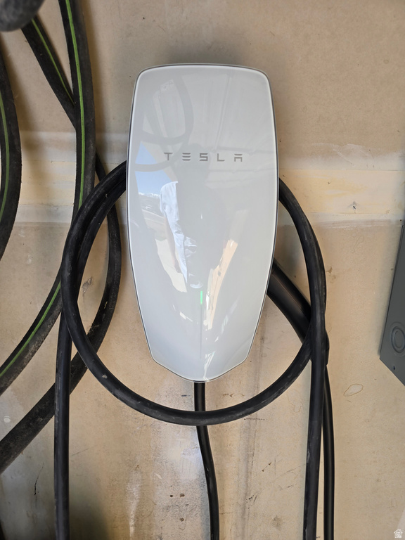 58 W BERMUDA DR Saratoga Springs, UT 84045