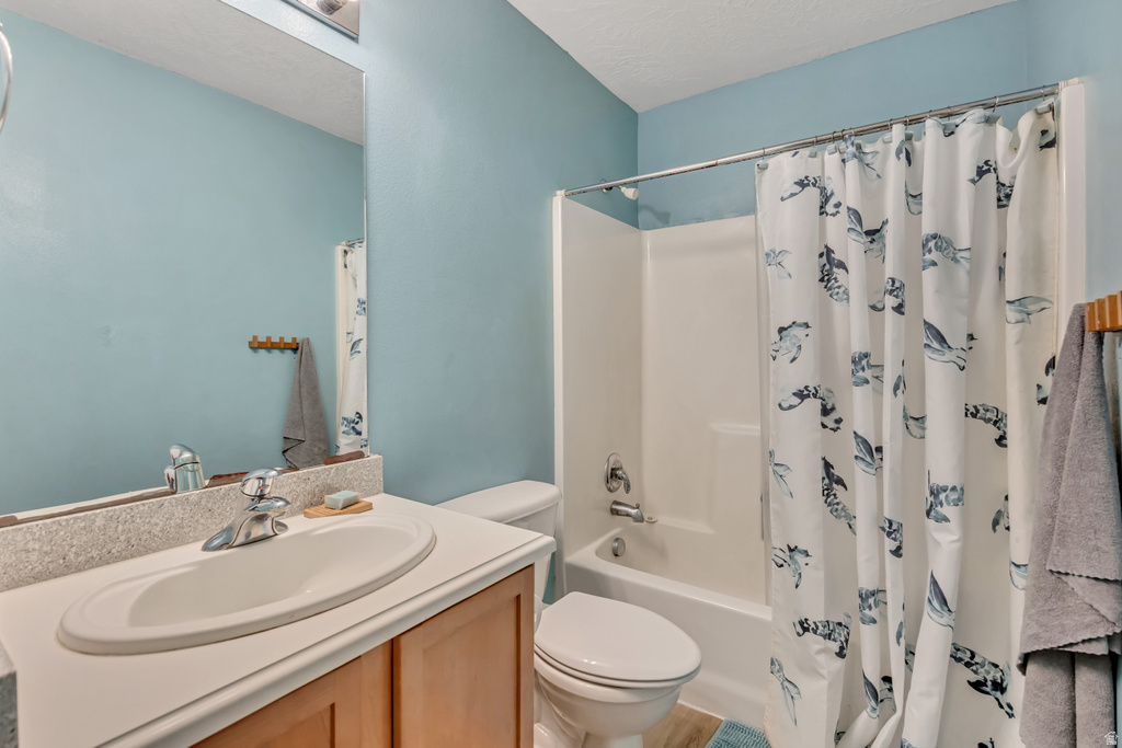 58 W BERMUDA DR Saratoga Springs, UT 84045