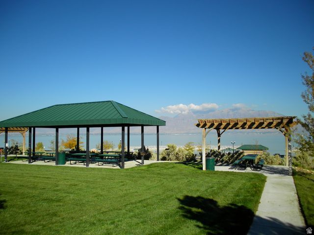 58 W BERMUDA DR Saratoga Springs, UT 84045