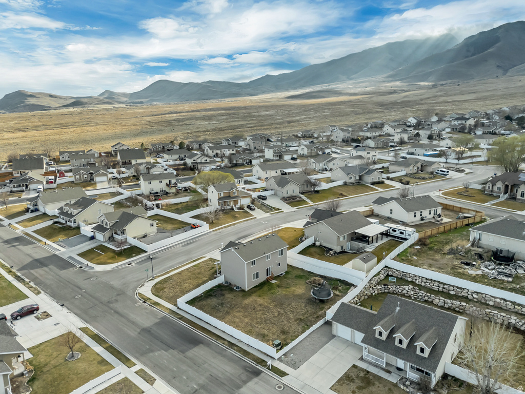 58 W BERMUDA DR Saratoga Springs, UT 84045