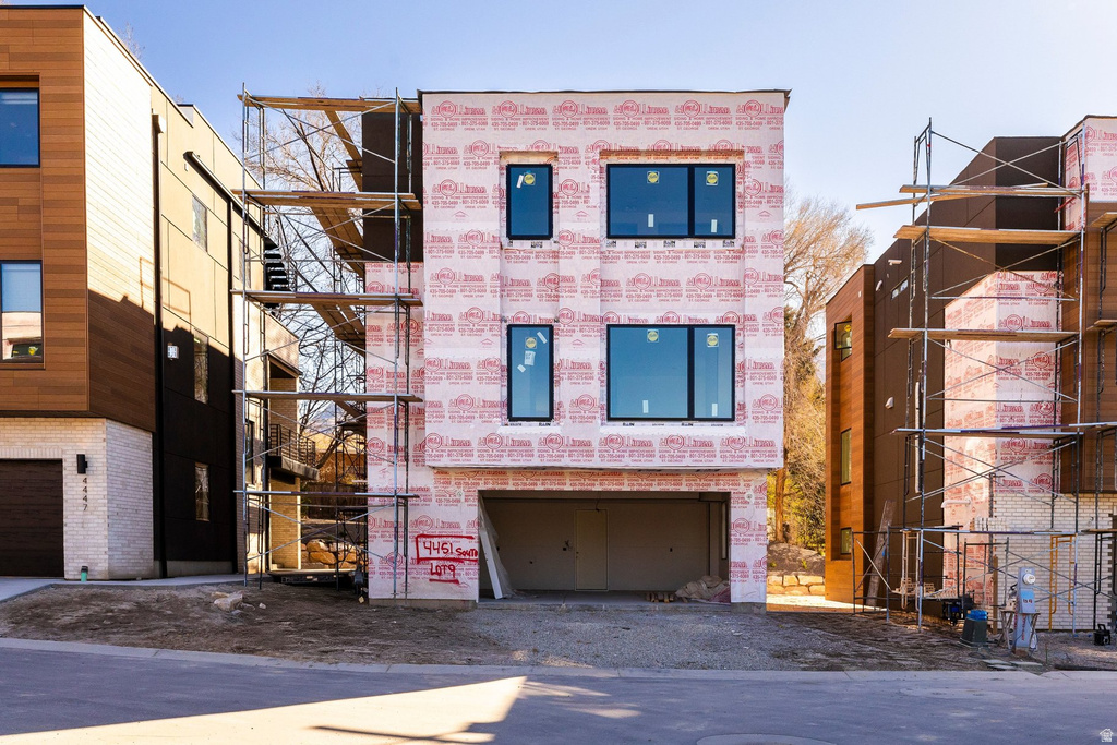 4451 S HOLLADAY PARK LN Holladay, UT 84124