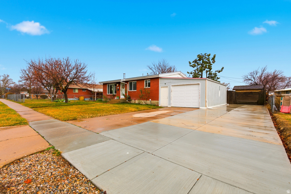 621 PAUL AVE Layton, UT 84041