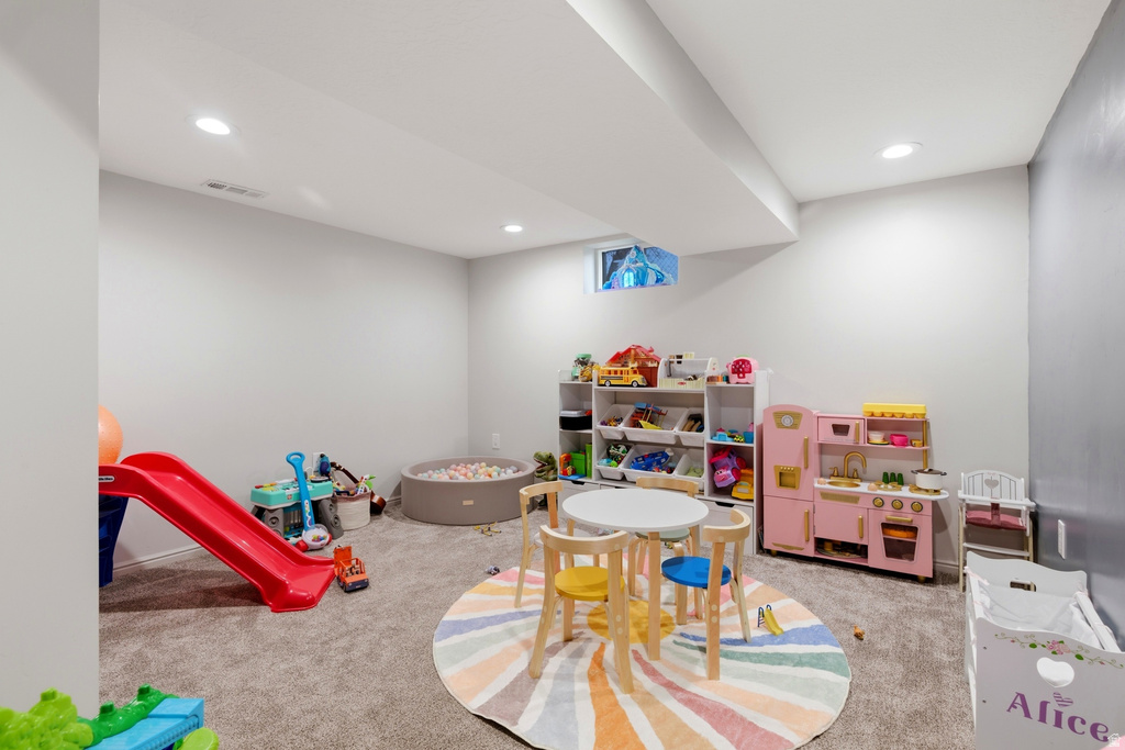 621 PAUL AVE Layton, UT 84041