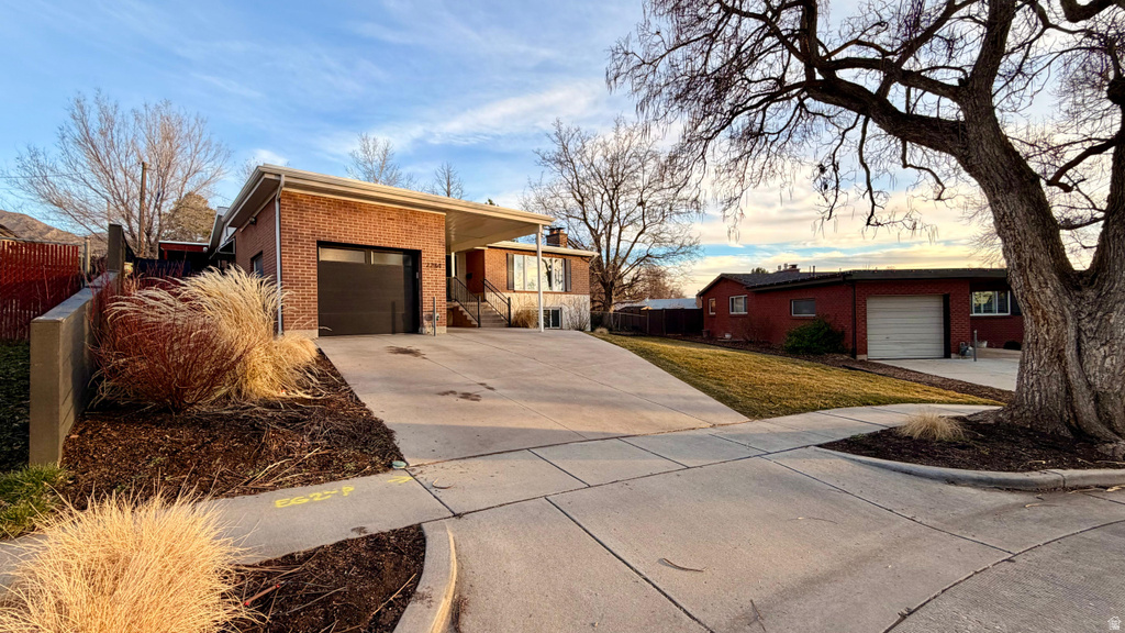 2284 S BRENTWOOD CIR Salt Lake City, UT 84158