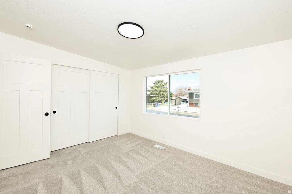 4738 MEADOW WOOD WAY Taylorsville, UT 84129