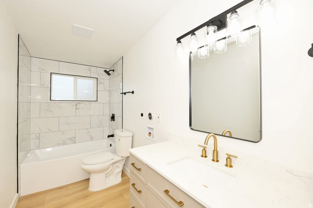 4738 MEADOW WOOD WAY Taylorsville, UT 84129