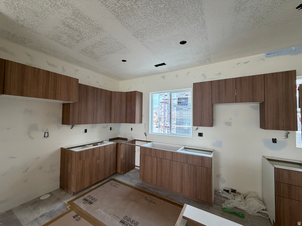 7214 S 160 E #1 Midvale, UT 84047