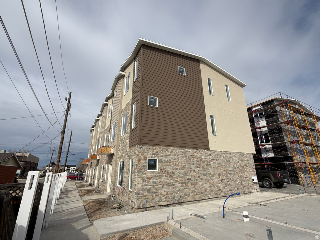 7214 S 160 E #1 Midvale, UT 84047