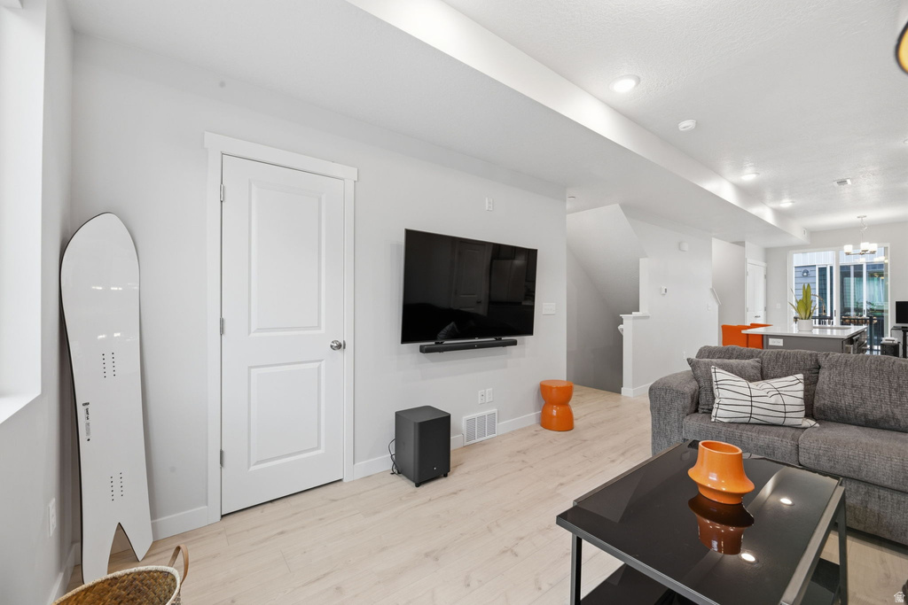 1146 S REDWOOD DR #H802 Salt Lake City, UT 84104