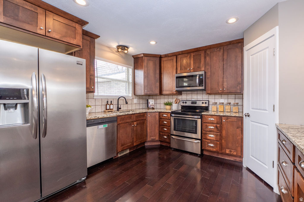 9457 S FOX HUNT DR #49 Sandy, UT 84092